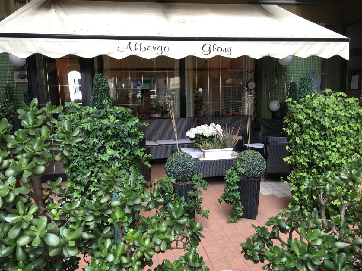 Albergo Glory ボルゲット・サント・スピーリト エクステリア 写真