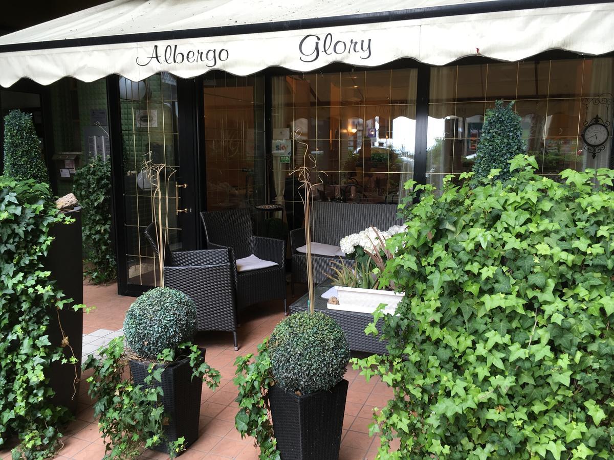 Albergo Glory ボルゲット・サント・スピーリト エクステリア 写真